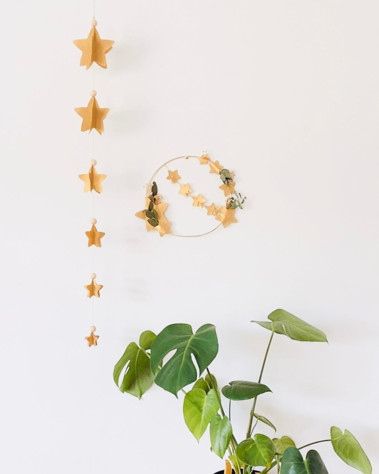 Couronne étoiles dorées & eucalyptus