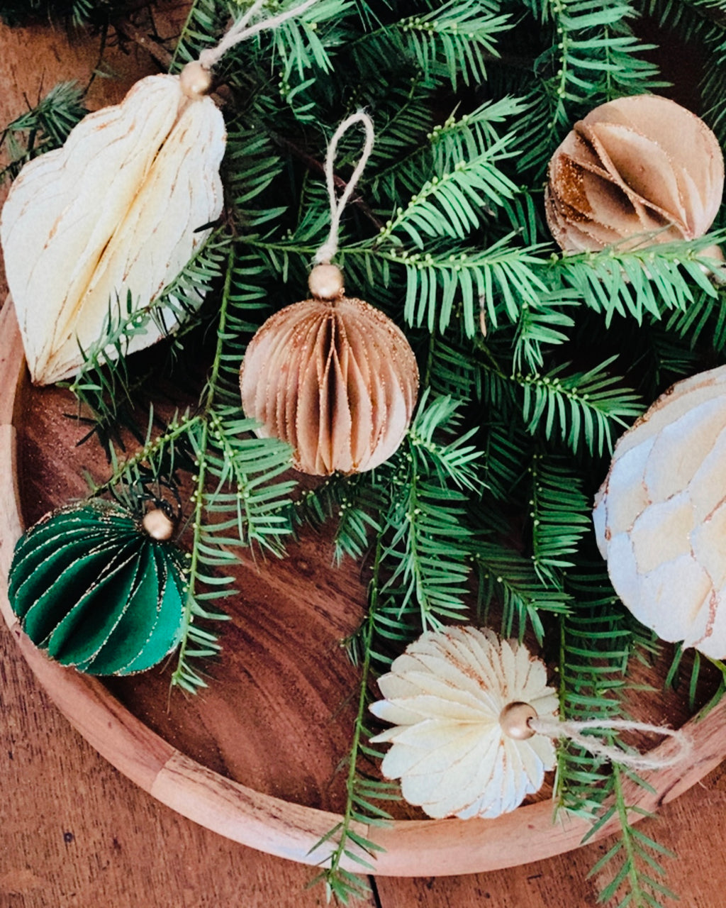 Boules de Noël goutte écru