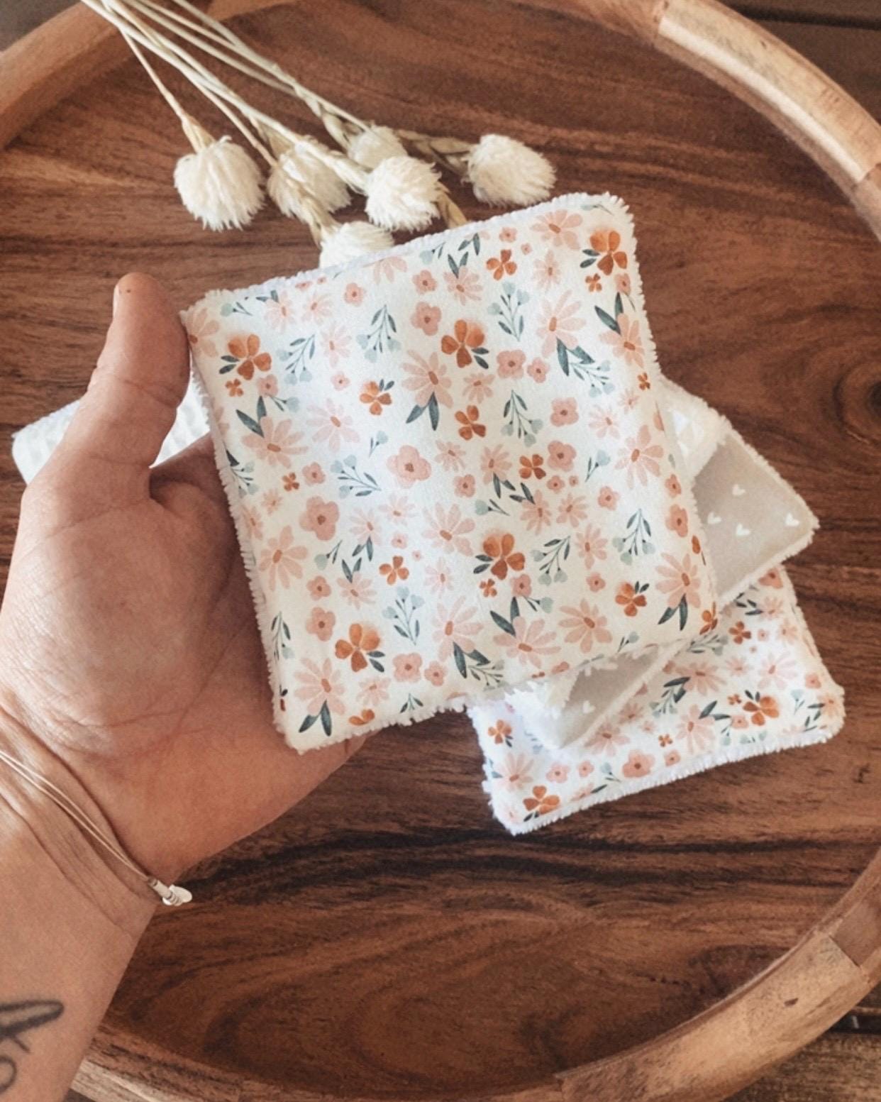 Lingettes fleurs et coeur